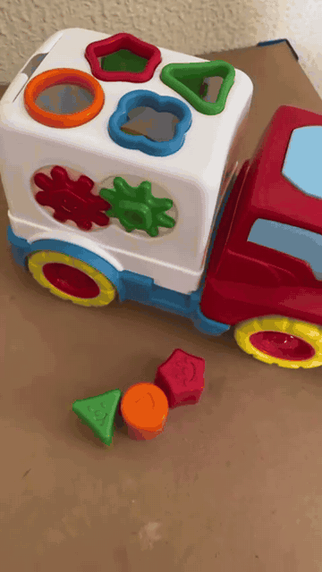 caminhao-encaixe-copy-1.gif